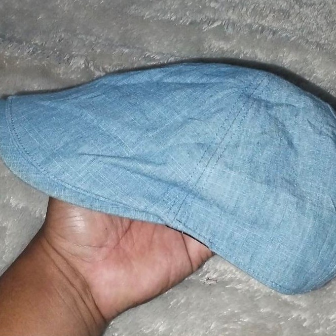Topi Flatcap Pierre Cardin Paris size 58cm Warna Jeans Second
