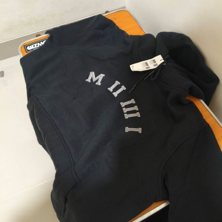 Jaket Hoodie hitam m321