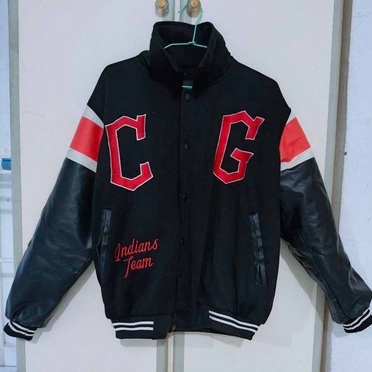 Jaket Karung Jantan Hitam