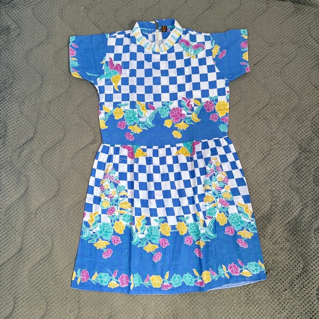 PRELOVED DRESS BATIK PRELOVED DRESS PRELOVED BATIK PRELOVED DRESS BATIK PENDEK PRELOVED BAJU BATIK W