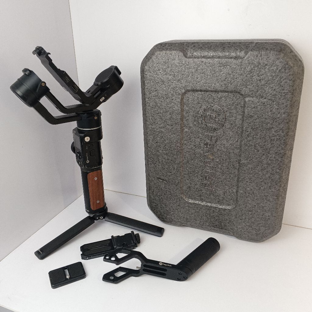 Gimbal Stabilizer Feiyutech Feiyu Tech AK2000s - Second