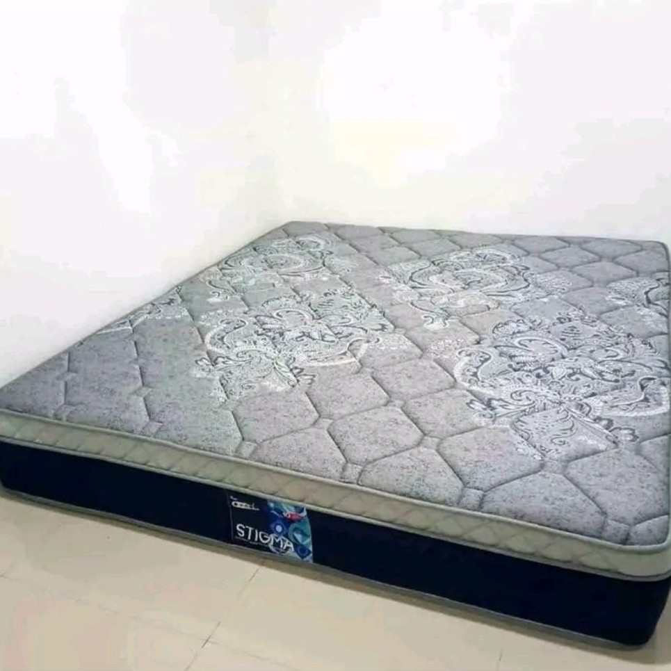 Springbed Central Stigma Plushtop