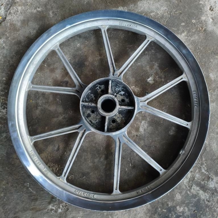 velg / peleg GP WHEEL Daytona ring 17 belakang aja tromol Yamaha