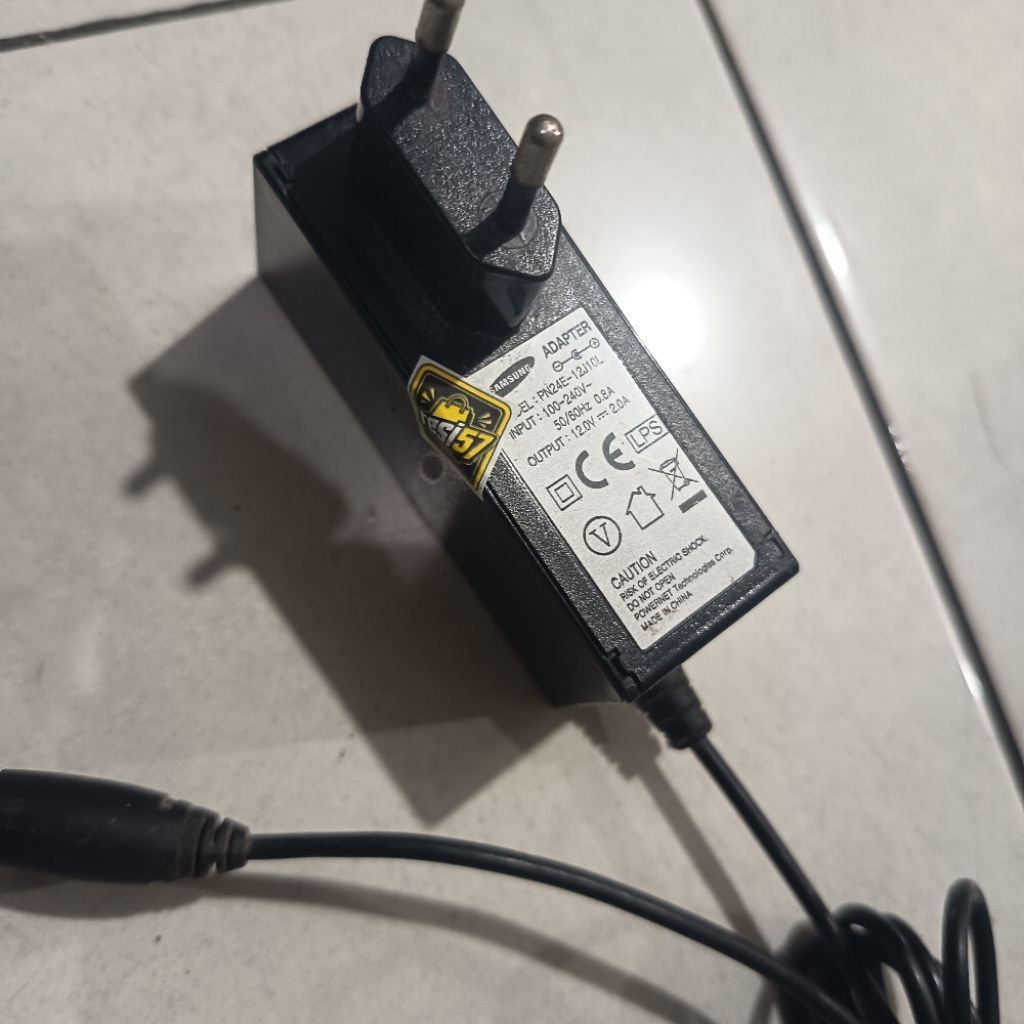 12v 2a Adaptor monitor LED LCD samsung ( Bekas ori )