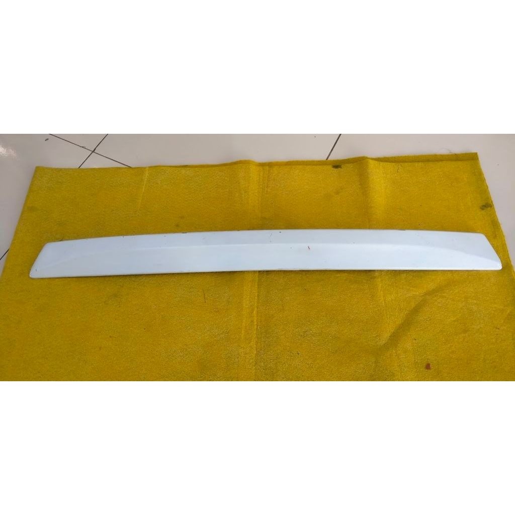 spoiler atas bagasi Suzuki APV arena