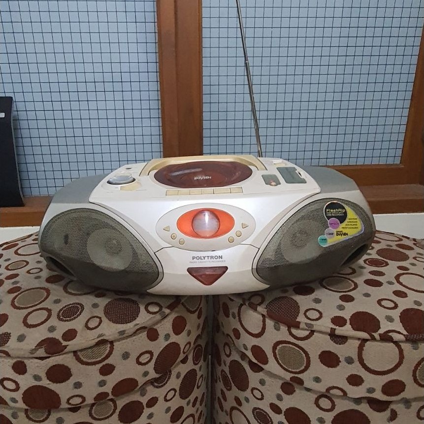 Compo kapsul Polytron GD 512WR GRAND DiViDi (modiv bluetooth dan AUX IN)