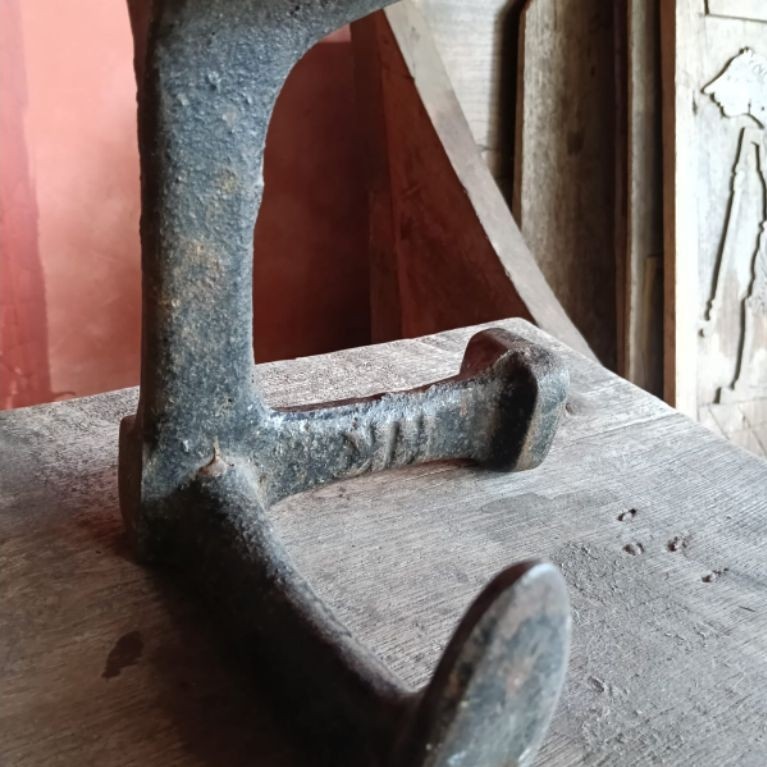 Paron anvil amleng sepatu besi jadul lawasan original