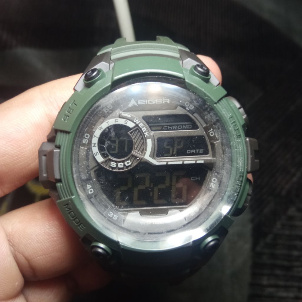Jam Tangan Eiger Creston Stainless Steel Casback Water Resistant 100M Strap Hijau