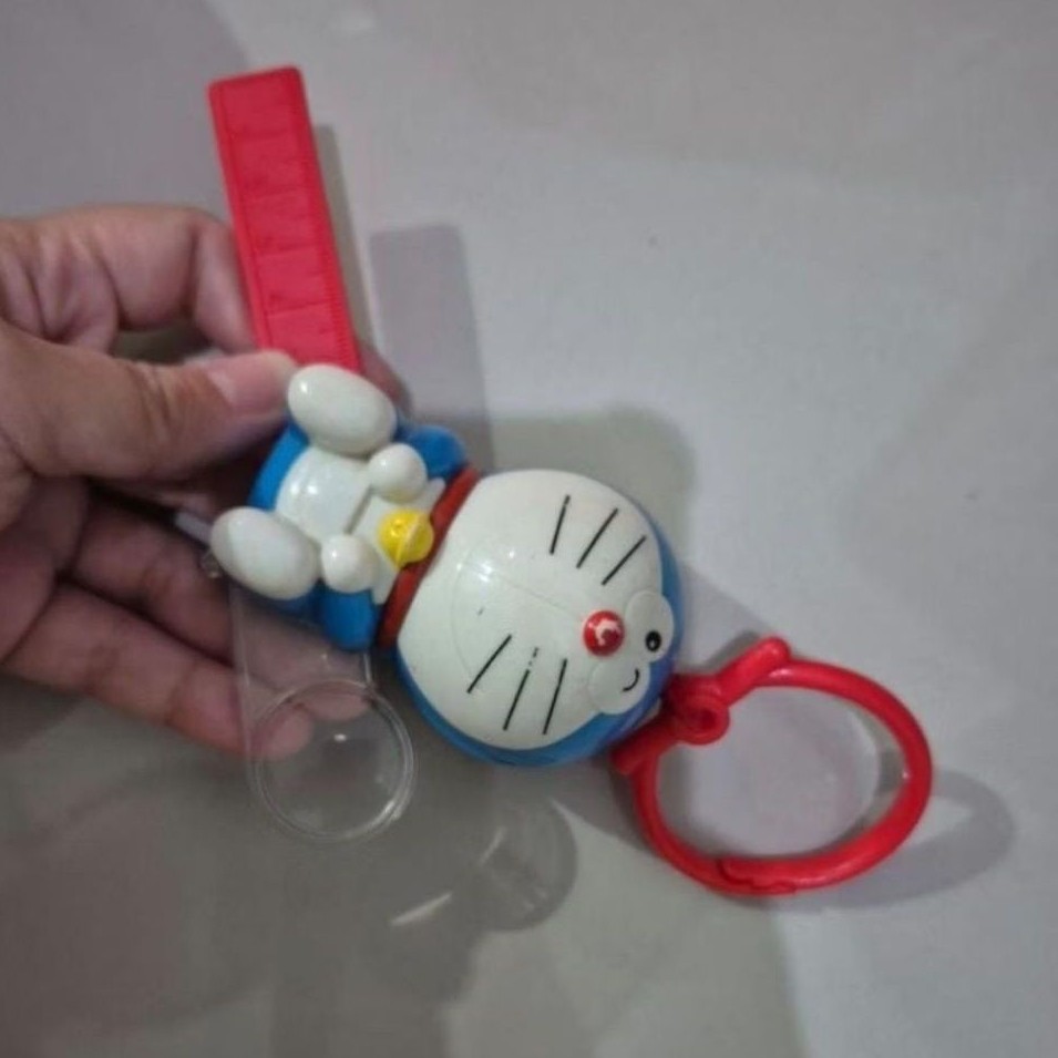 happy meals mcdonald doraemon