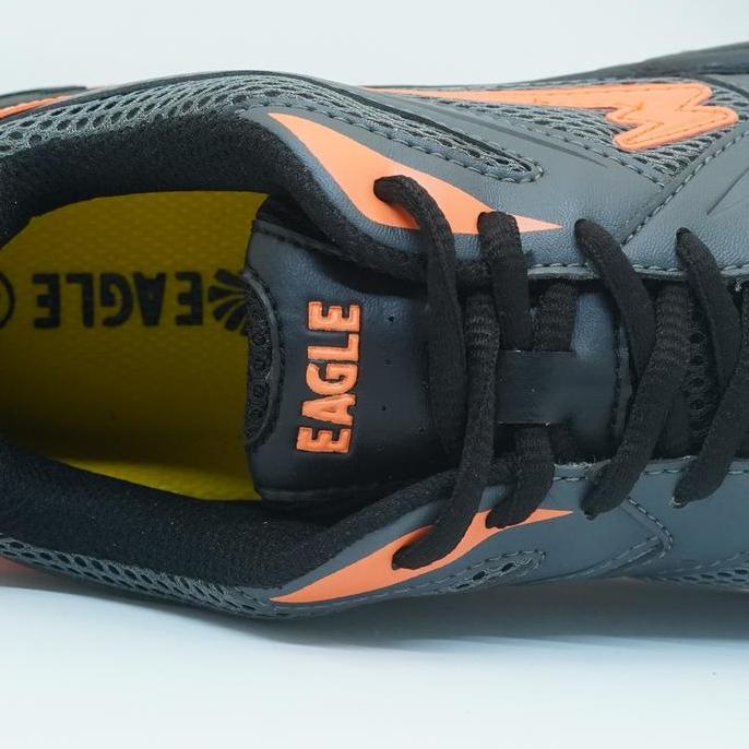 Pluimbal- Sepatu Bton Eagle Voltage Terbaru - Sepatu Bulu Tangkis Eagle Voltage Terbaru
