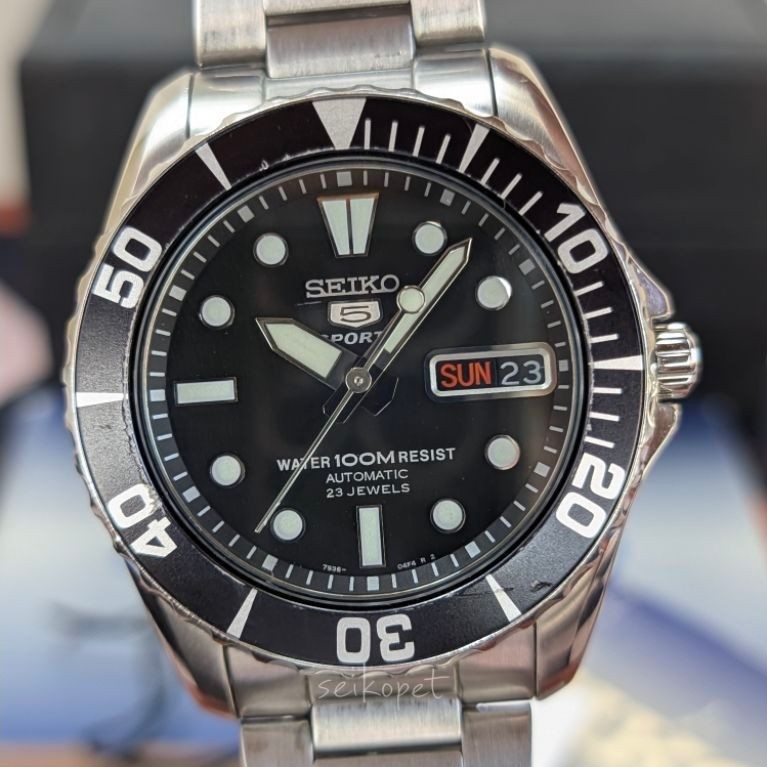 Seiko 5 Sports Mid Size Baby Sea Urchin SNZF29 SNZF29K1 Automatic