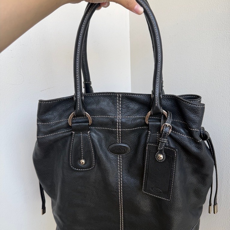 Tas Wanita Tod’s