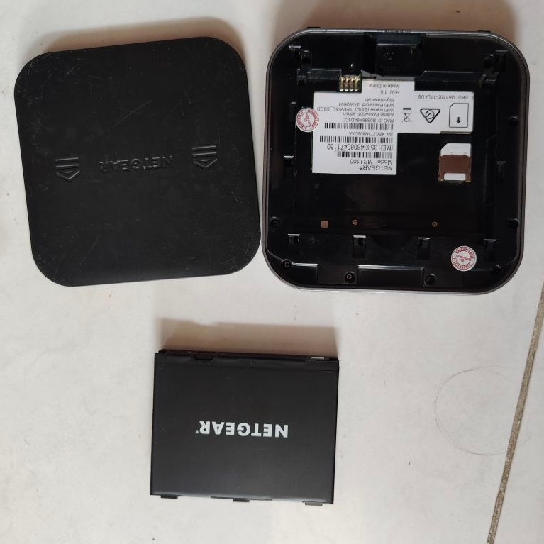 Netgear M1 MR1100 - Unlock version