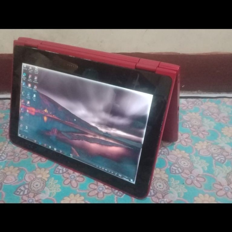 Netbook Laptop HP Pavilion x360 Convertible Ram 4/500gb