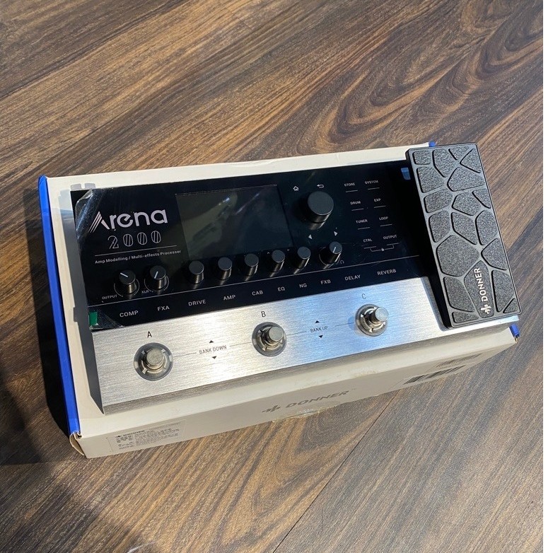Donner Arena 2000 Amp Modelling Multi/Effects Processor Pedal