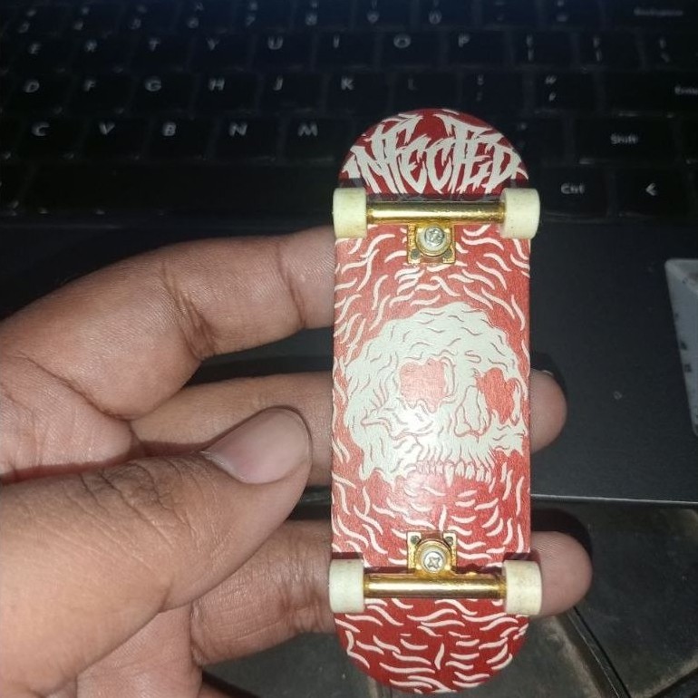 Fingerboard second