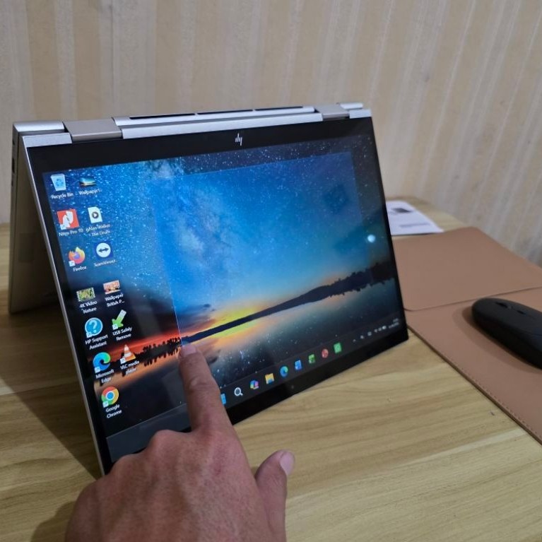 Laptop HP Elite X360 Ultra 7 ram 16gb Touch Mrp spectre yoga 2 in 1