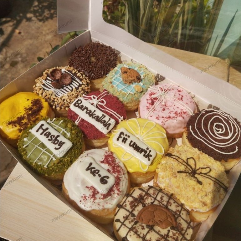 (Meykkumi) Donat Mini, donat birthday, donat ultah, donat coklat (INSTANT ONLY) area Bandung