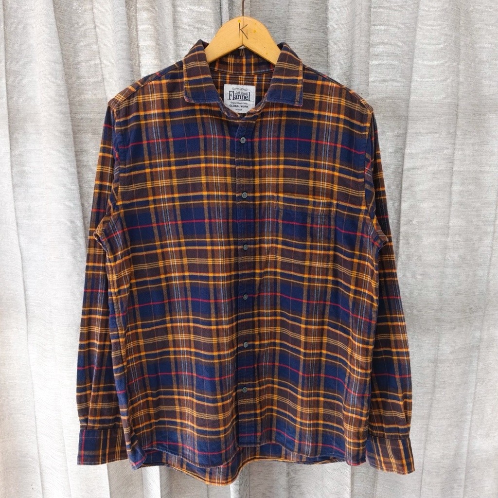 Global Work plaid flannel long sleeve shirt