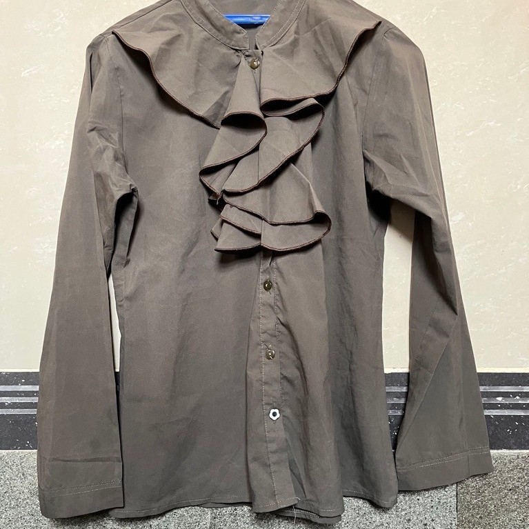 Preloved kemeja press body formal kantor army lipatan dada