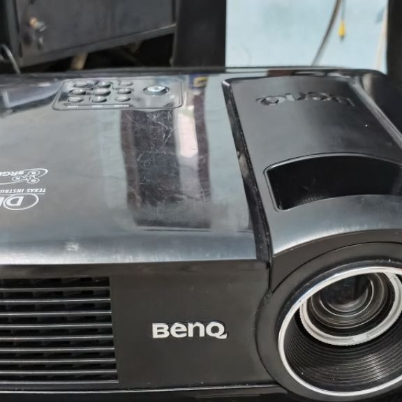 Proyektor BENQ MP515