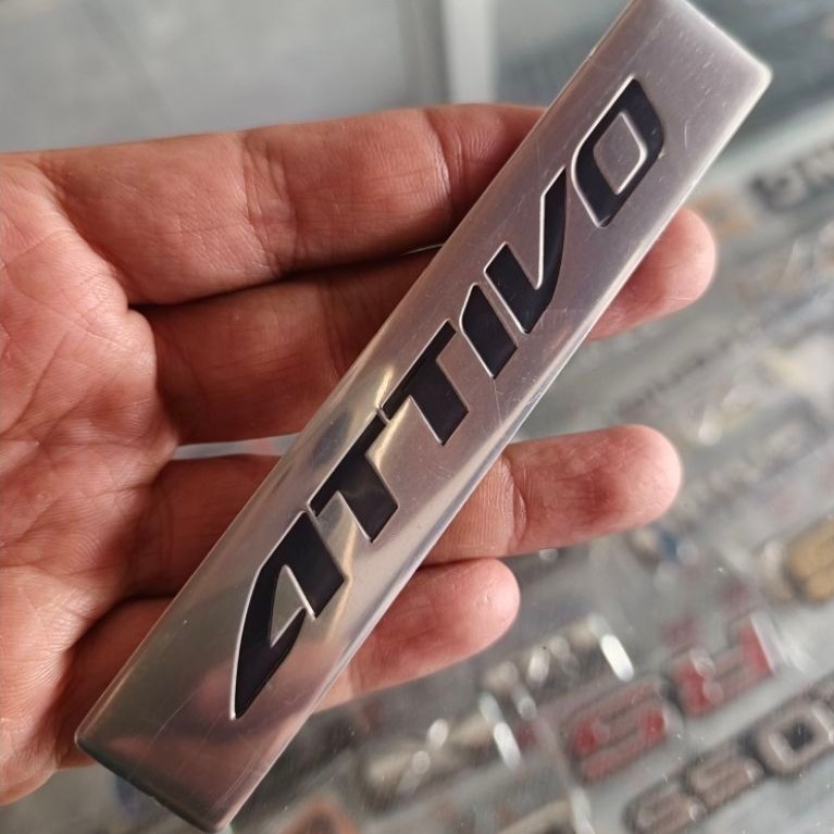 Emblem Attivo Daihatsu Xenia