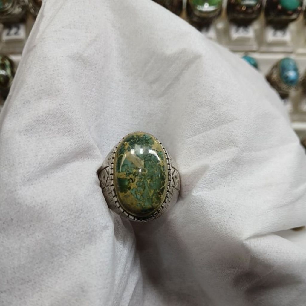 Batu pirus Persia tosca gradasi biru