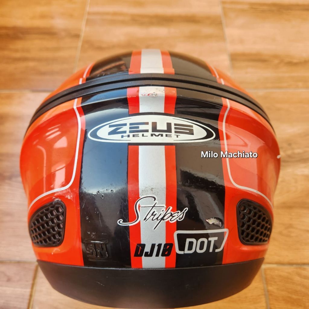 Helm Zeus 610 size L Motif Stripes SECOND