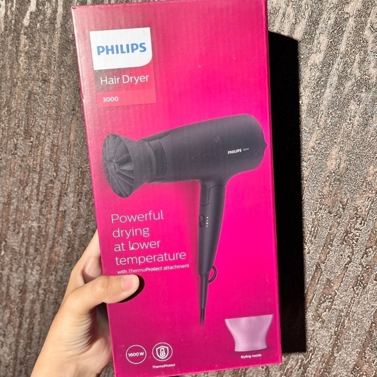 Preloved Philips Hair Dryer 3000 Series BHD308/10