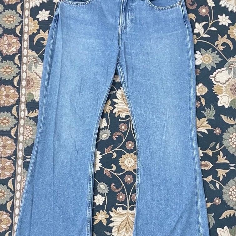 Preloved Uniqlo Bootcut Jeans Blue Denim Size 26 [Celana Jeans Flare]