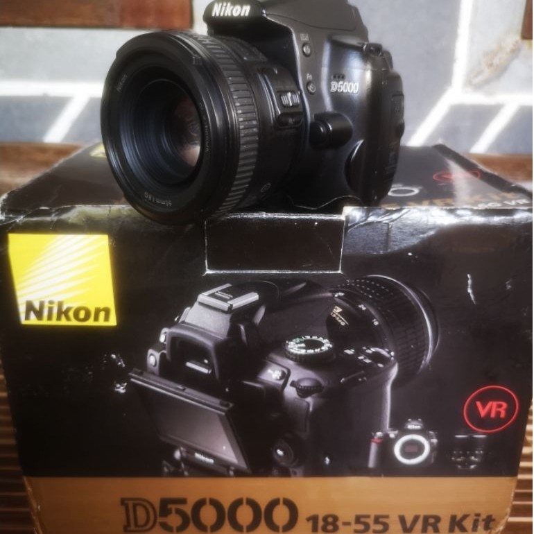 nikon d5000 body only