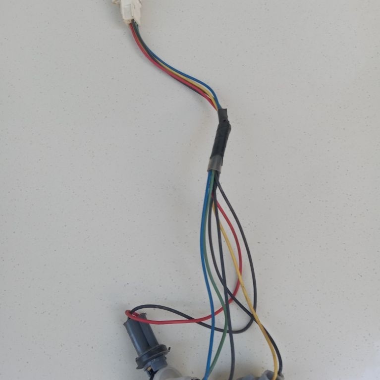 soket stoplamp Avanza 2012