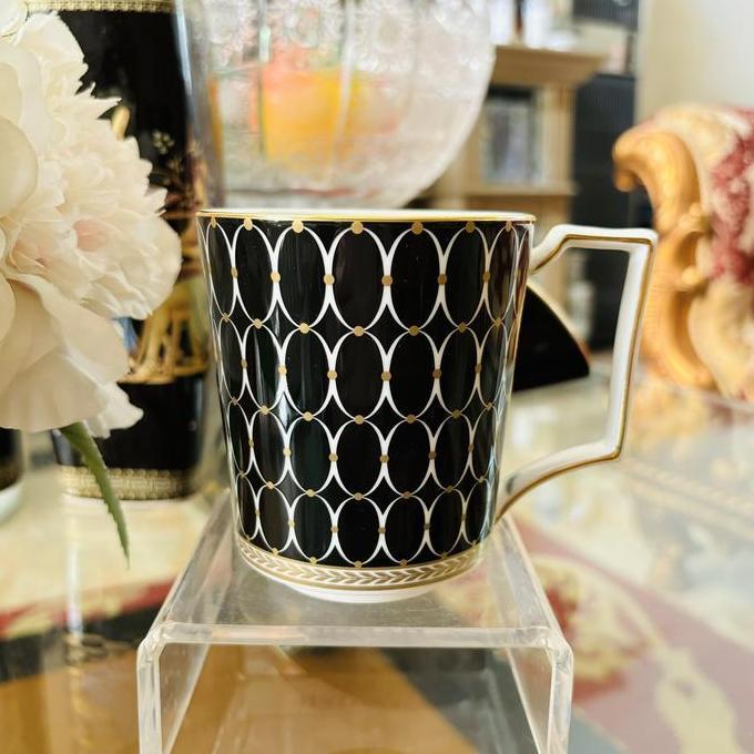 Prete - Mug Gelas Wedgwood Helena Rubinstein Mewah Cantik