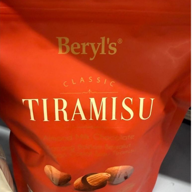 BERYLS TIRAMISU ALMOND DARK CHOCOLATE. BERYLS TIRAMISU ALMOND WHITE CHOCOLATE. BERYLS TIRAMISU ALMON