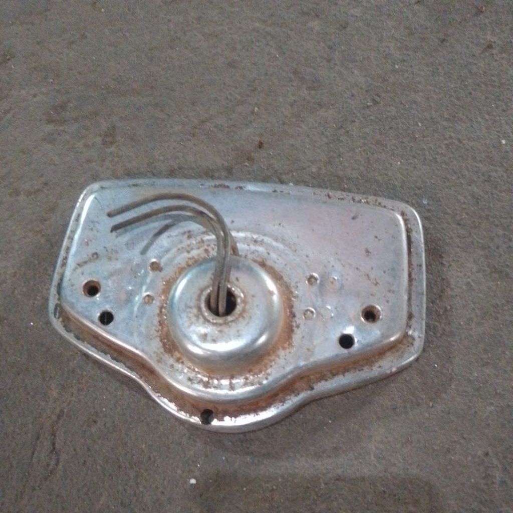 Tatakan Stoplamp Belakang Honda CB 100 Original