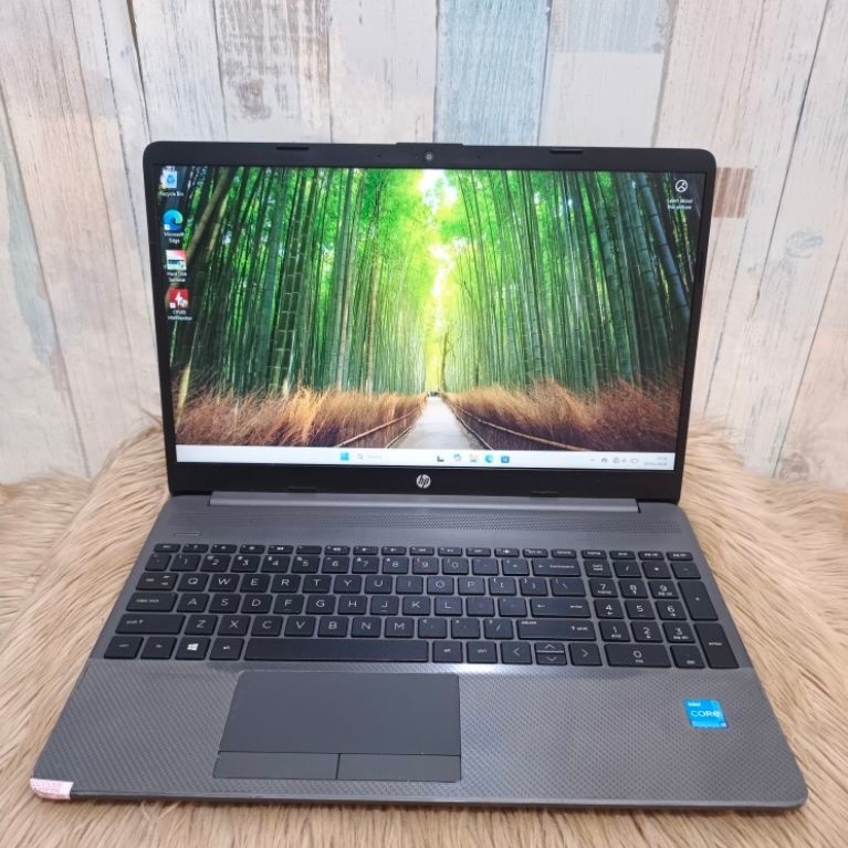 HP 250 G8 Core i3 Gen 11 RAM 8GB SSD 512GB | Laptop Slim Cepat & Siap Kerja