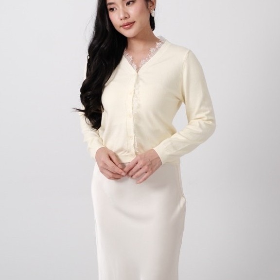 KUMA Solaire Lace cardigan - Women's Lace Cardigan - Cardigan Wanita Motif Renda Rajut