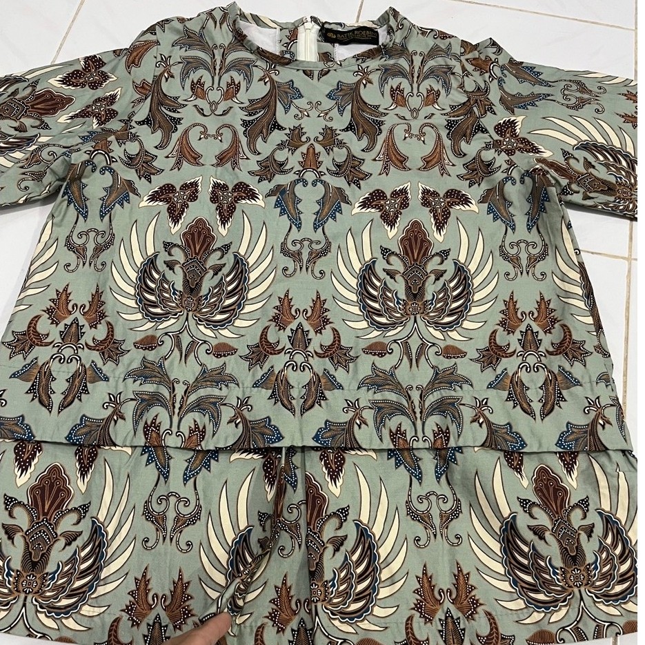 baju batik wanita “Roebini” preloved