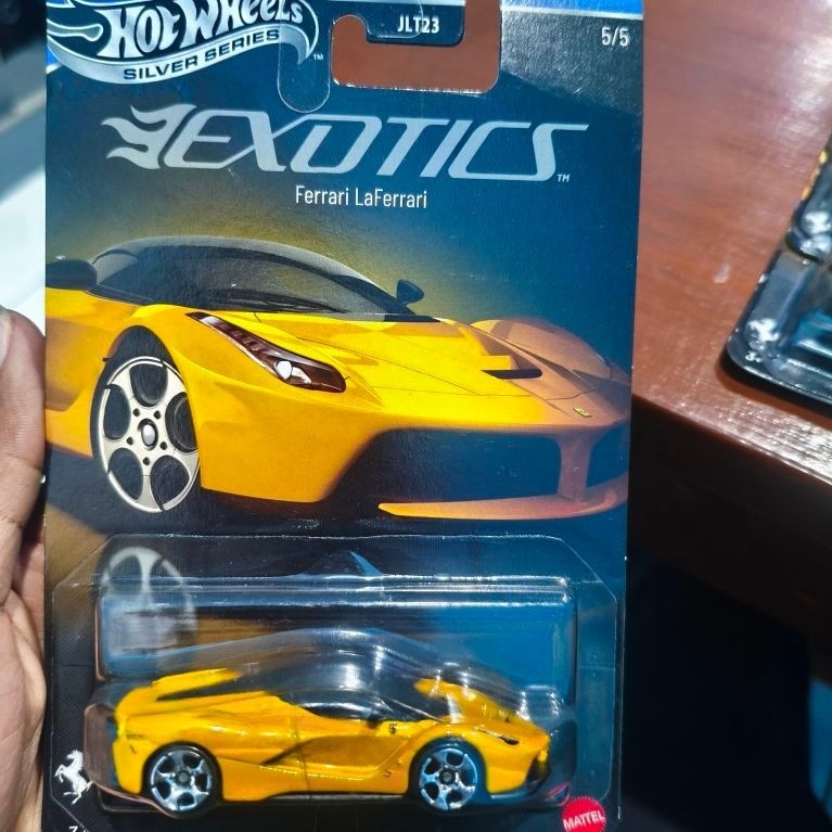 hotwheels Exotics Ferrari LaFerrari