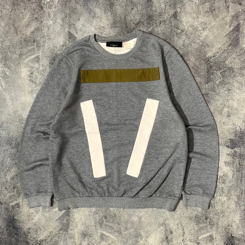 CREWNECK GIVENCHY