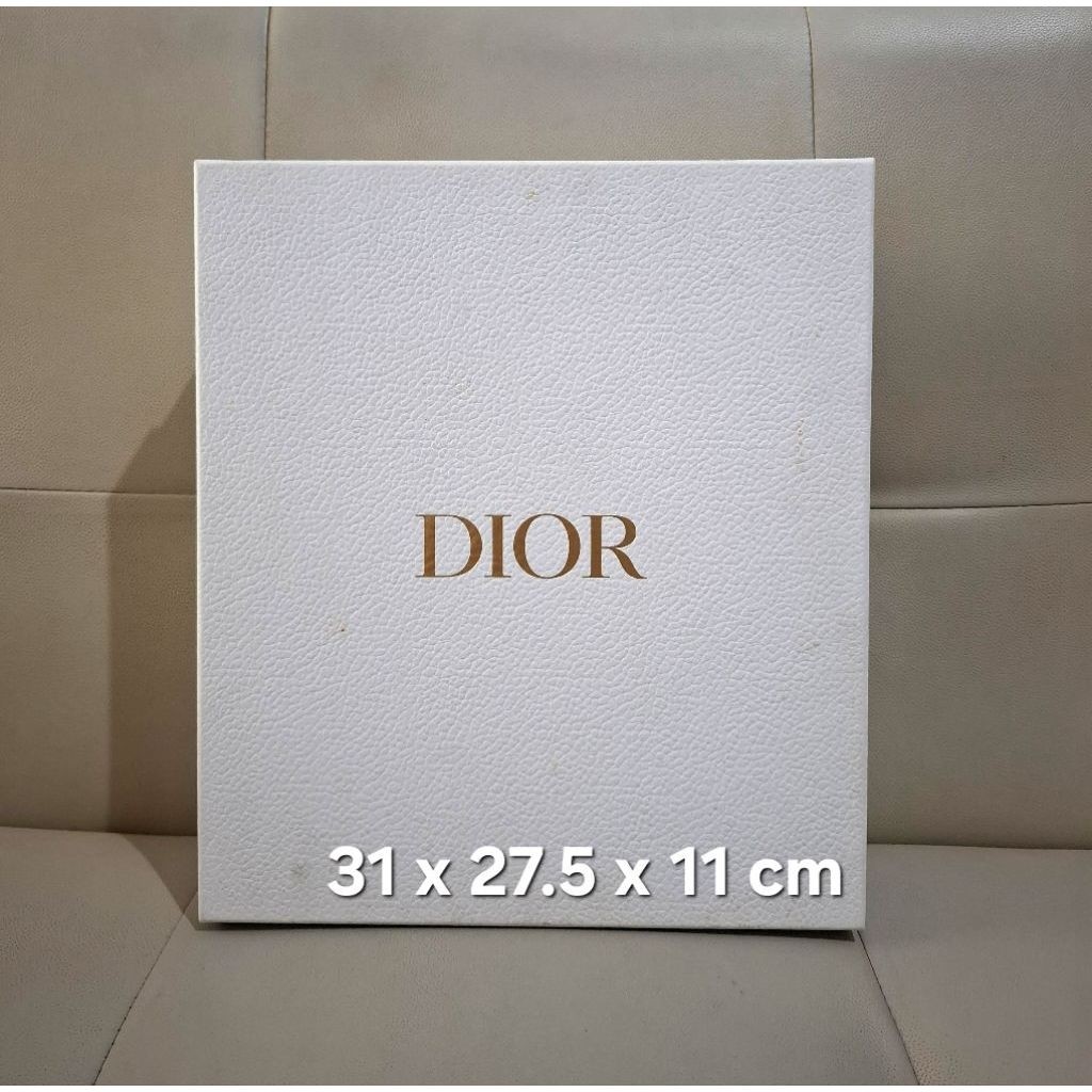box dior medium authentic / kotak dior asli