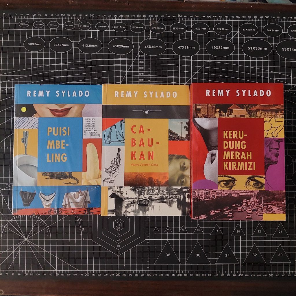 (Original, Segel) Novel Karya Remy Silado: Puisi Mbeling, Ca Bau Kan, Kerudung Merah Kirmizi