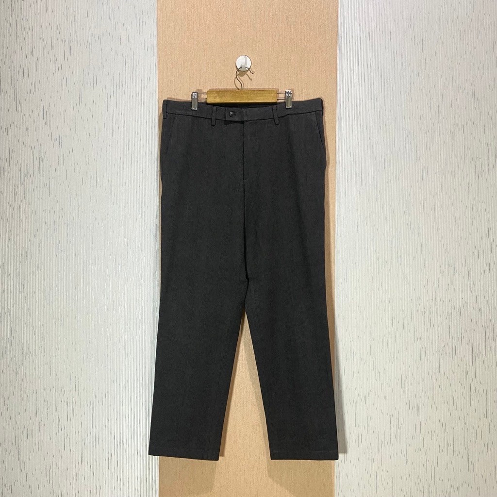 Work Pants Tartan UNIQLO HEATTECH Straight Fit / Celana Bahan Pria / JP617 / Size 35