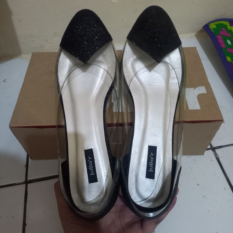 Preloved Sepatu Flat Juliar Hitam Size 38