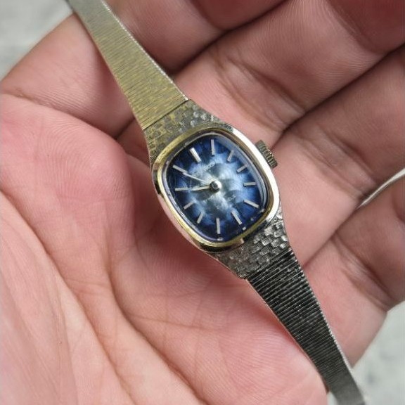 vintage seiko ladies