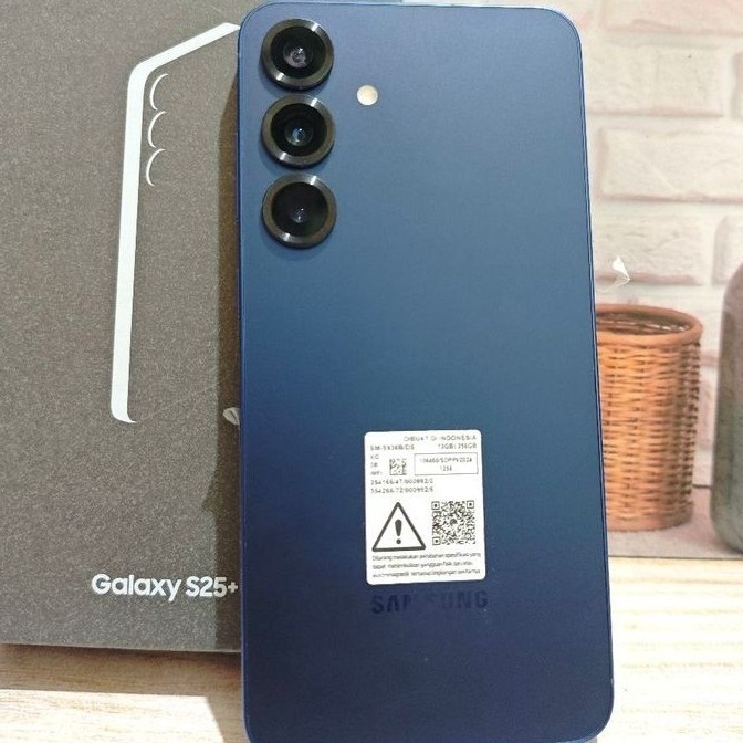 Samsung S25+ plus 12/256 Second Like New