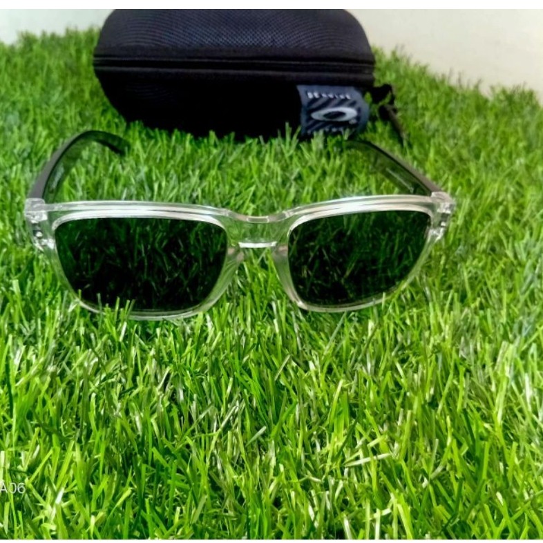 kacamata sunglasses OAKLEY HOLBROOK RX 8156 like new