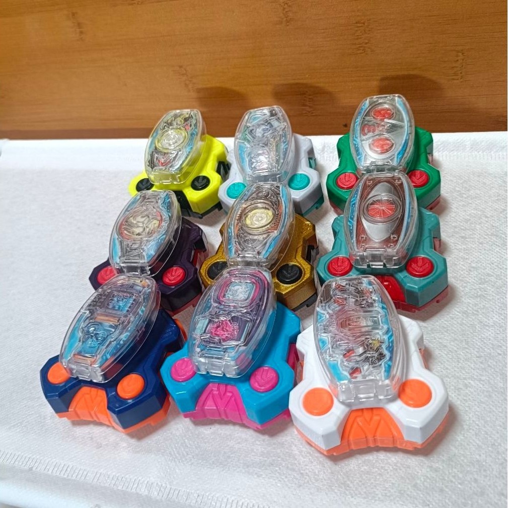 DX RAISE BUCKLE KAMEN RIDER GEATS