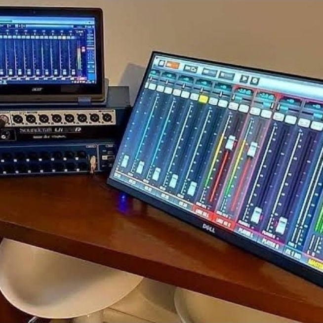 mixer digital soundcraft ui24
