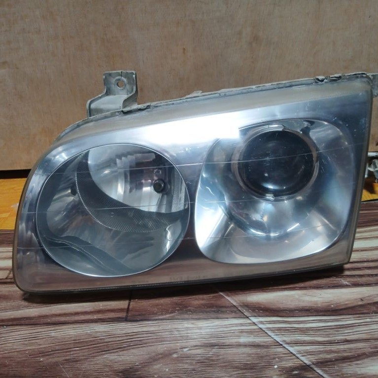headlamp lampu depan hyundai trajet sebelah kiri